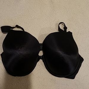 Black padded bra